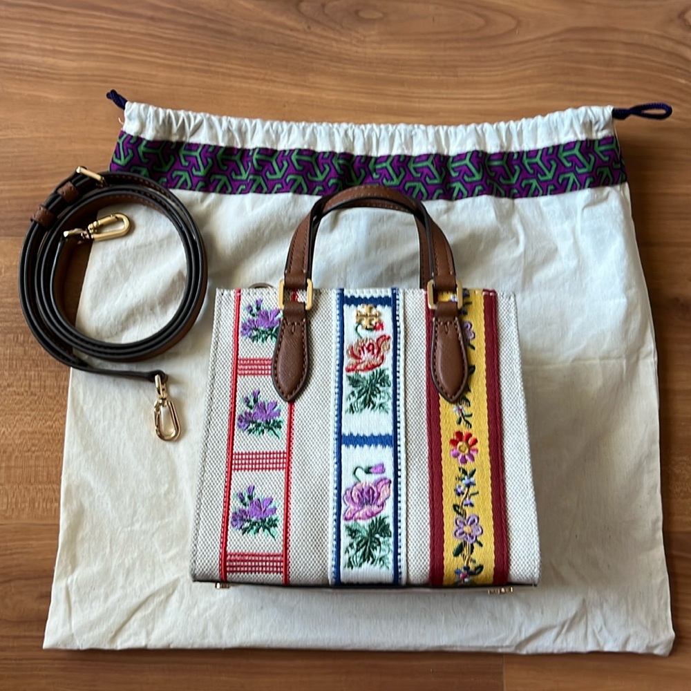 Tory Burch Emerson Satchel - Picture 2 of 11